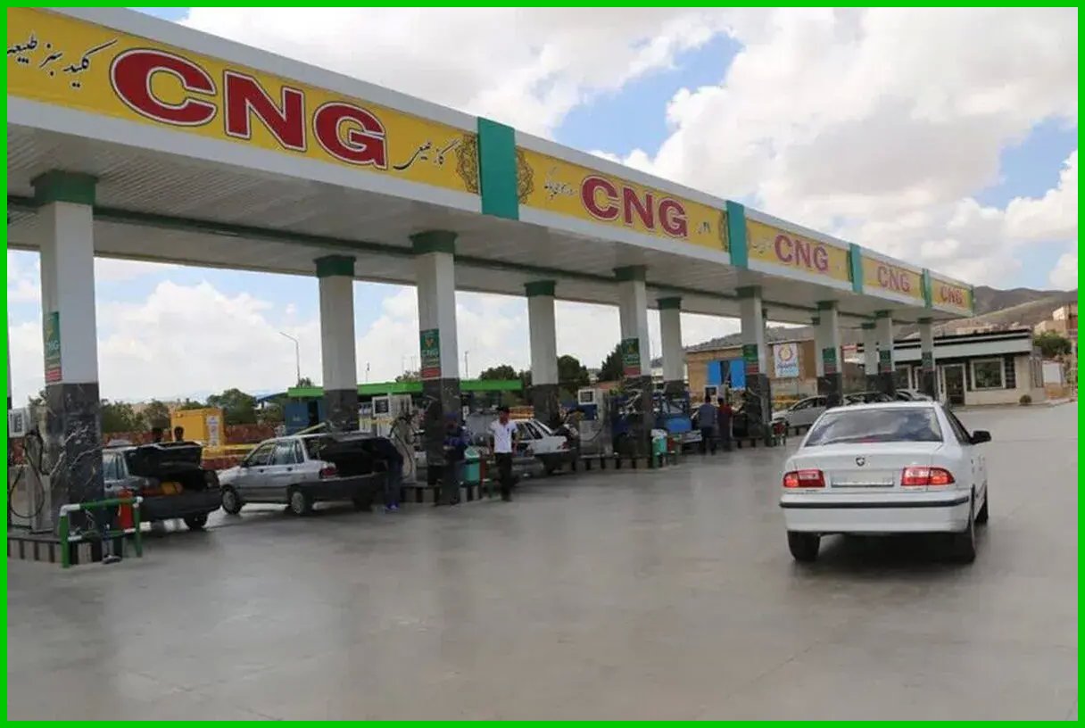 کمبود جایگاه‌های سوخت CNG در کشور؛ هر ۱۶۰۰ خودرو یک جایگاه